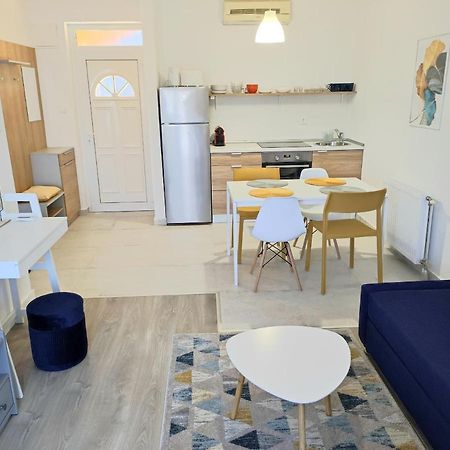 Arnyas Apartmanhaz บาลาตอนแลลเล ภายนอก รูปภาพ