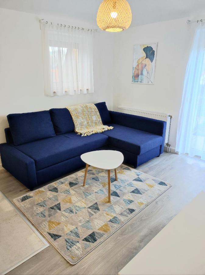 Arnyas Apartmanhaz บาลาตอนแลลเล ภายนอก รูปภาพ