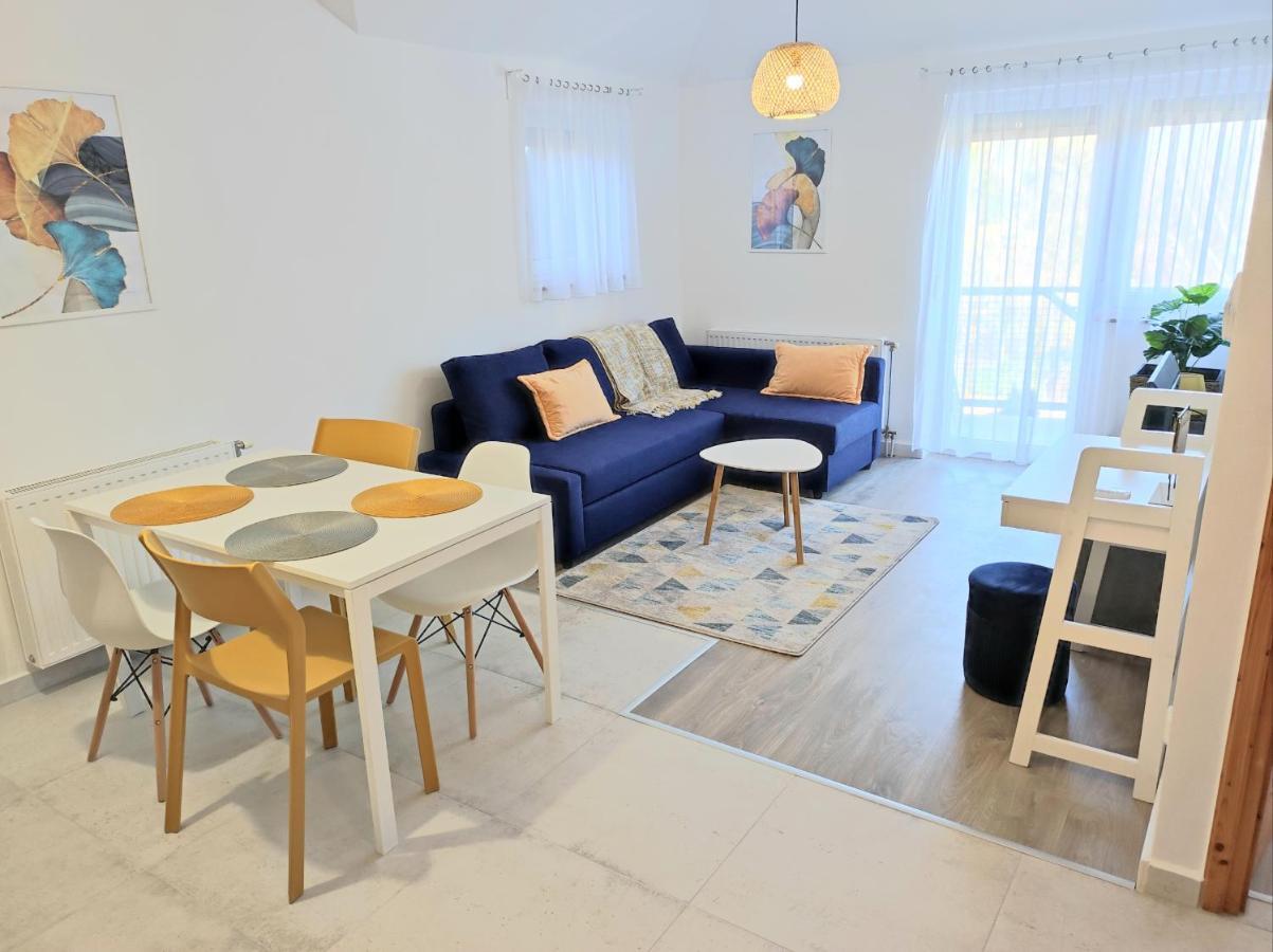 Arnyas Apartmanhaz บาลาตอนแลลเล ภายนอก รูปภาพ